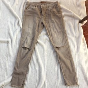 Joe’s tan Jeans size 28